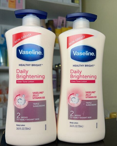 Vaseline Daily Brightening Body Lotion