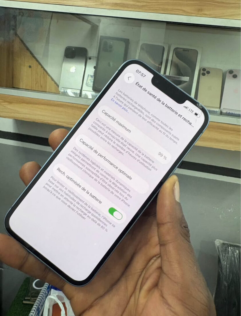 iPhone 13 Bleu Débloqué