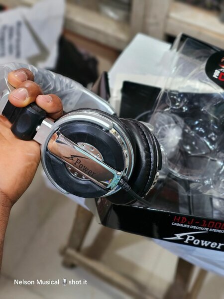 XPower Pro DJ Headphones