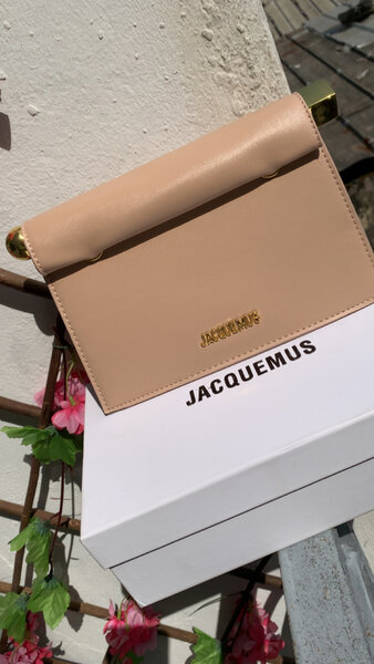 Sac 2 en 1 Jacquemus élégant
