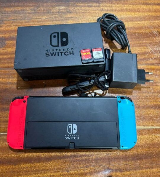 Nintendo Switch avec Accessoires