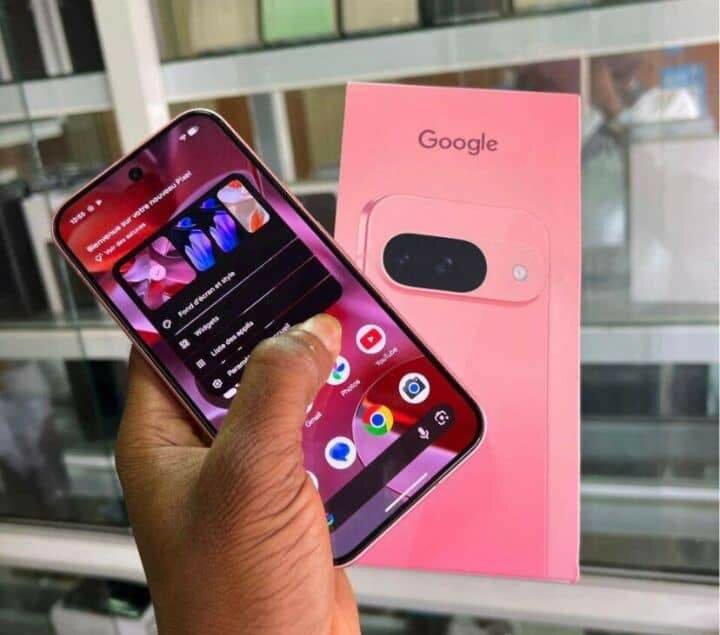 Google Pixel 8 rose