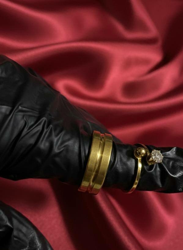 Anneaux élégants en or