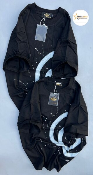 T-shirts assortis noir moderne