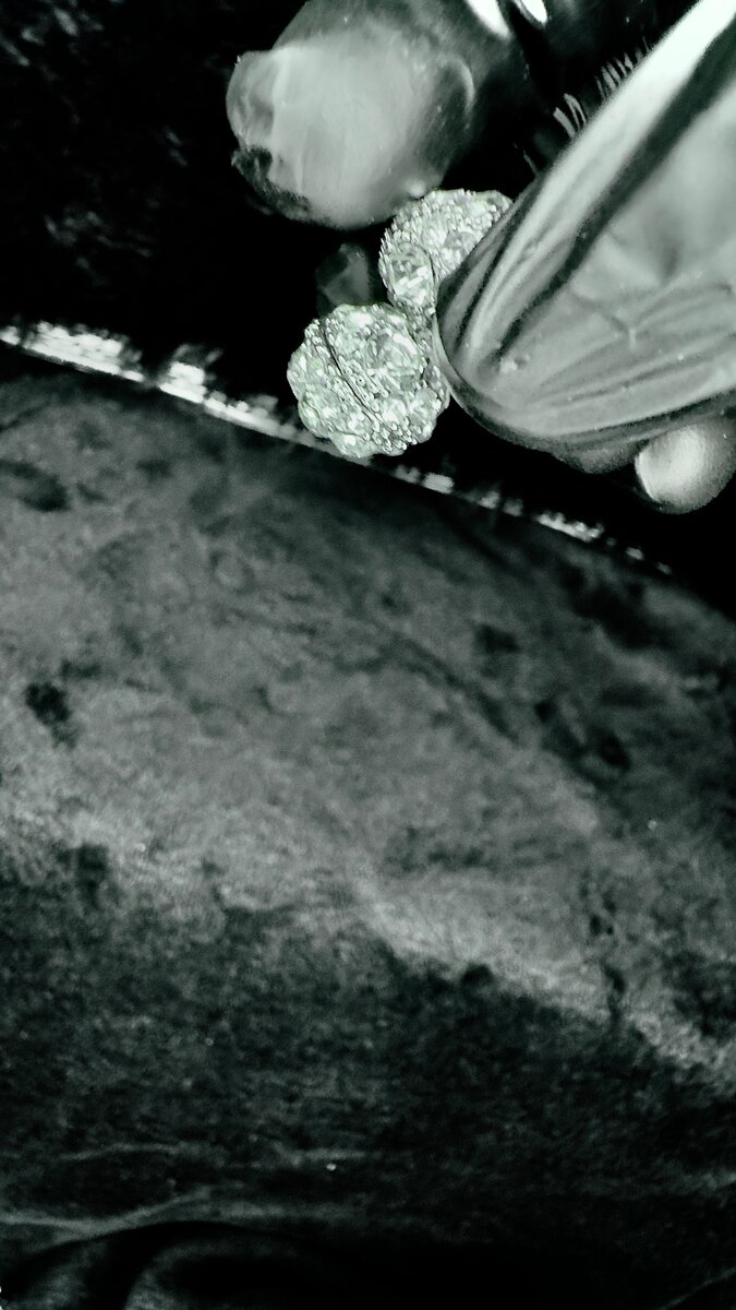 BOUCLE D'OREILLE AIMANTÉE