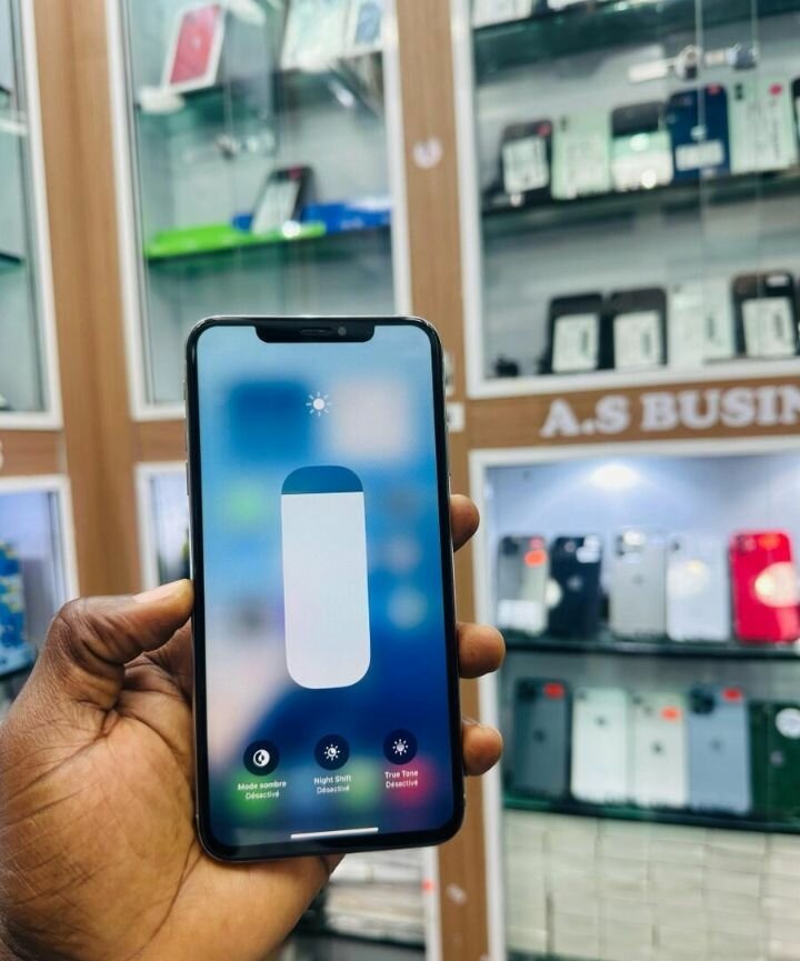 iPhone X 64Go Argent