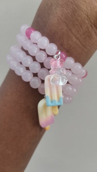 Bracelet en perles rose