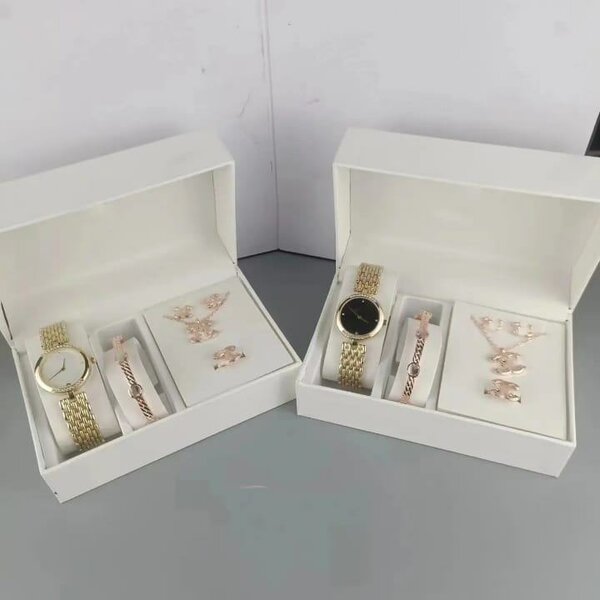 Set montre et bijoux elegant