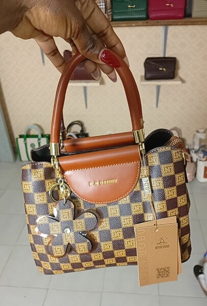 Sac à main motif élégant