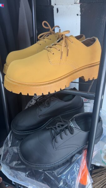 Chaussures robustes stylées