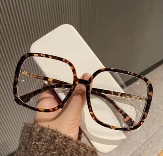 Lunettes carrées vintage femme