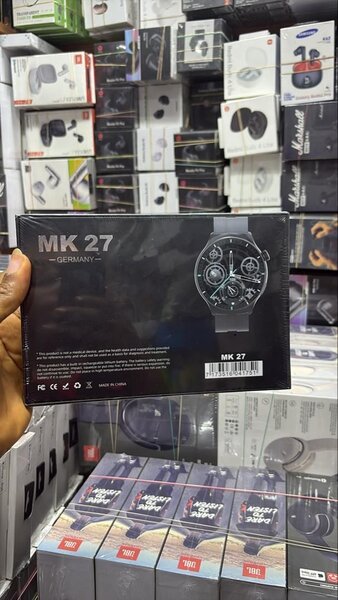 Montre Connectée MK 27