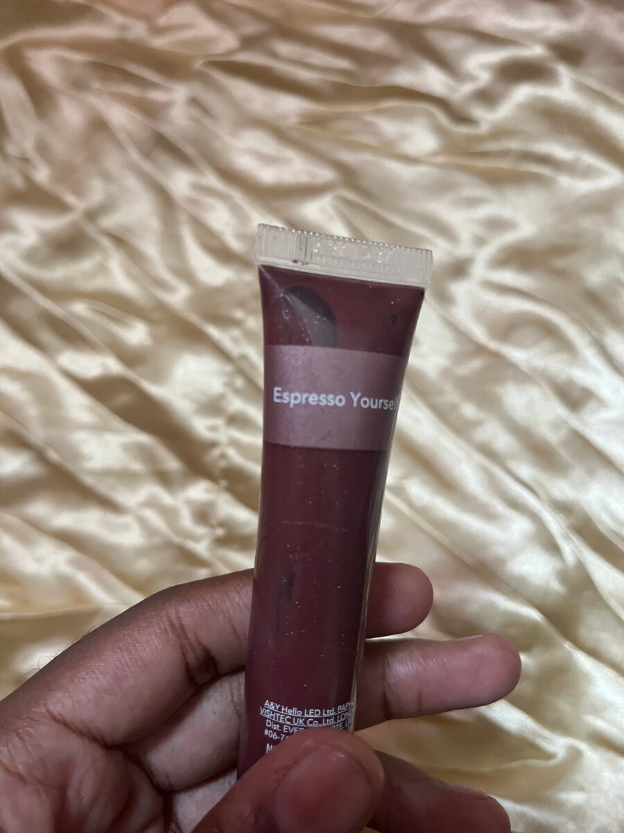 SHEGLAM Gloss à lèvres marron
