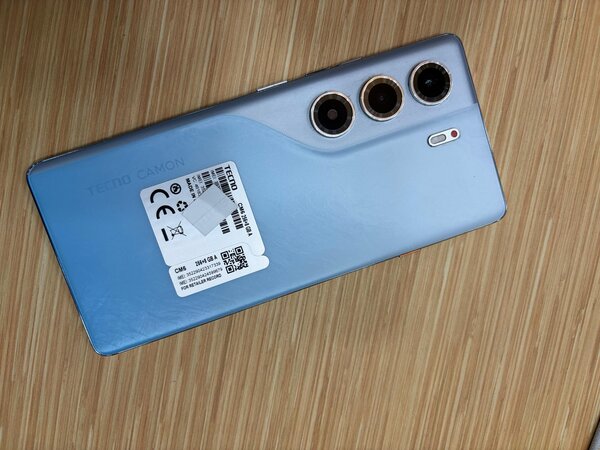 Tecno Camon 40 pro 256Go