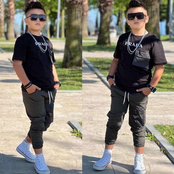 T-shirt noire enfant style élégant