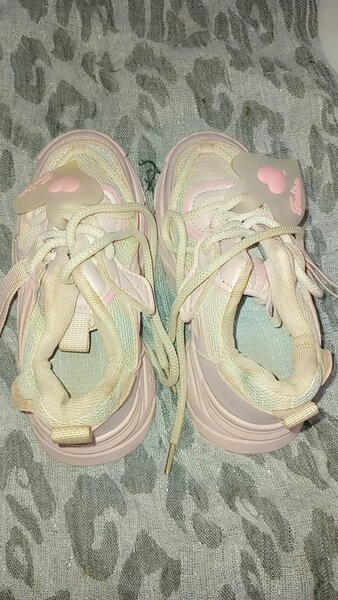 Baskets enfant motif fleur