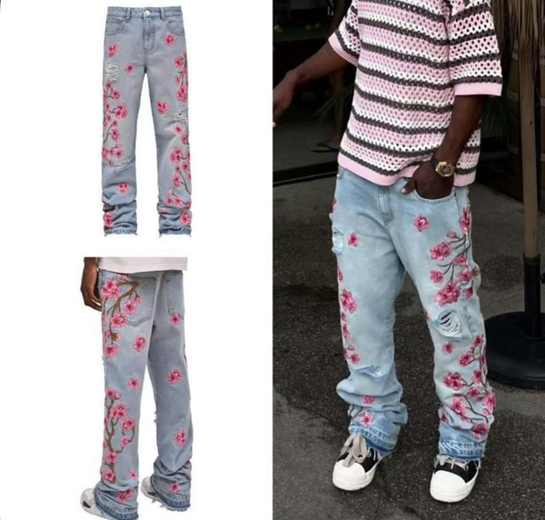Jeans brodés à fleurs