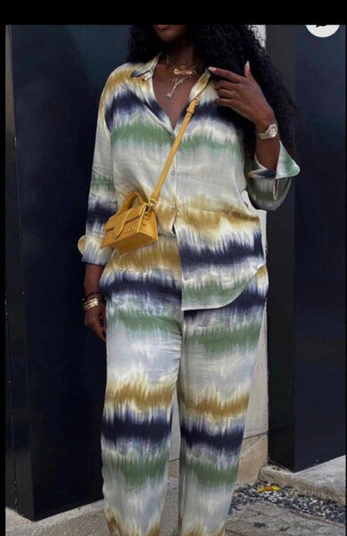 Ensemble chemise et pantalon tie-dye