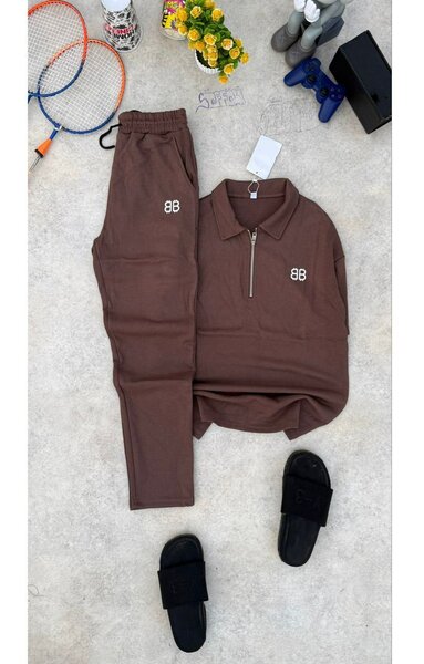 Ensemble de survêtement sportif