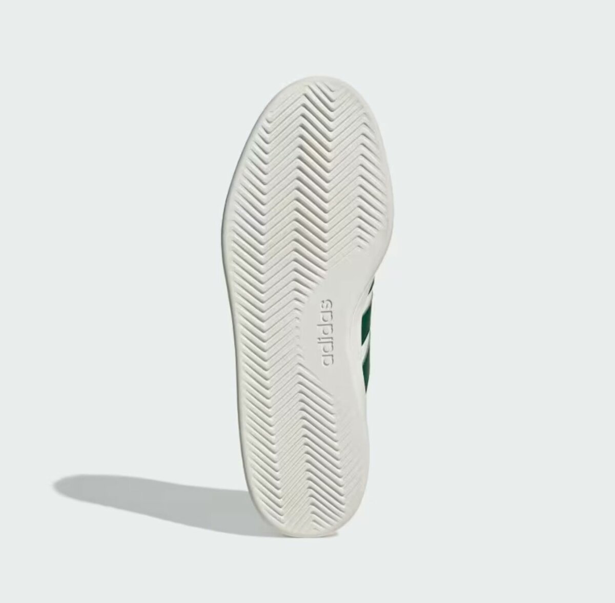 Adidas blancs et verts pour homme