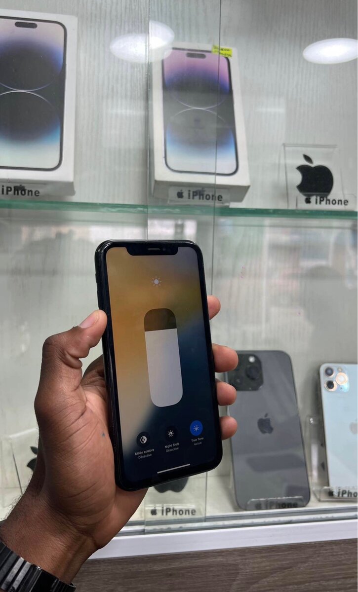iPhone XR simple 128 GB