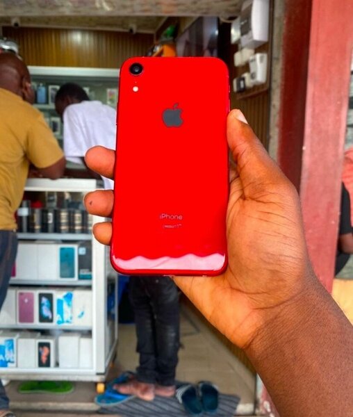 iPhone XR Rouge Débloqué