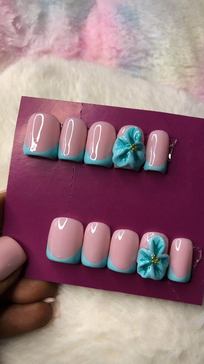 Ongles Faux Pastel Fleur
