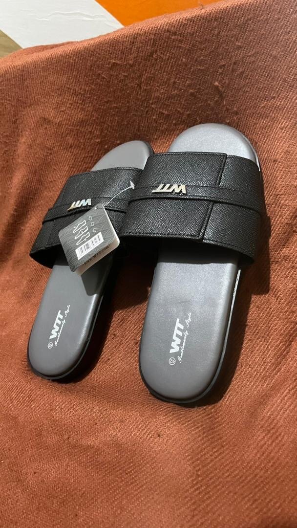 Sandales Noires Confortables