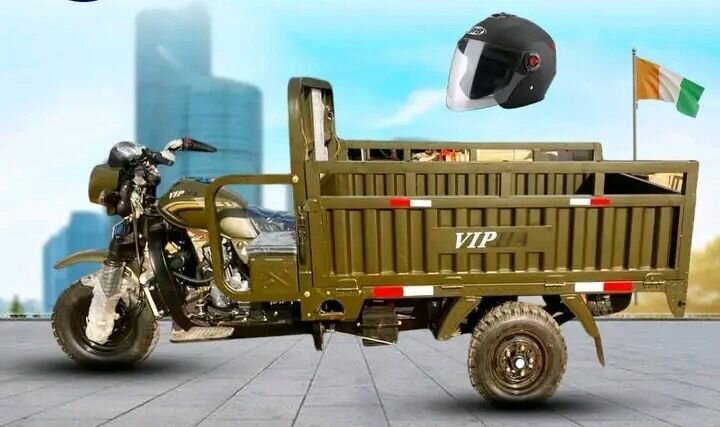 Tricycle Cargo avec Casque