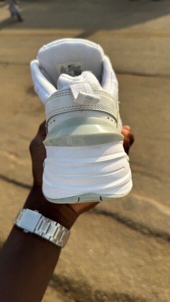 Chaussures de sport blanches