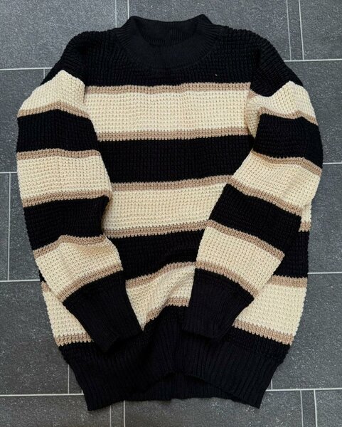 Pull en tricot rayé élégant