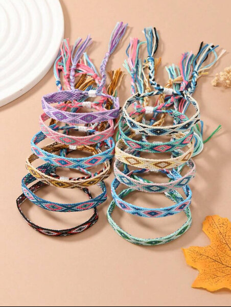 Bracelets tendance tissés colorés