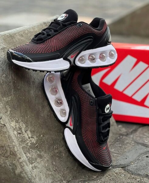 Sneakers modernes homme