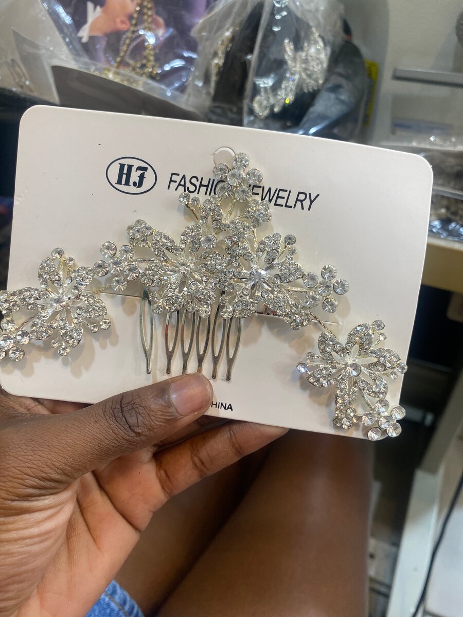 Peigne à cheveux strass élégant