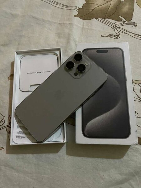 iPhone 14 Pro Gris Neuf