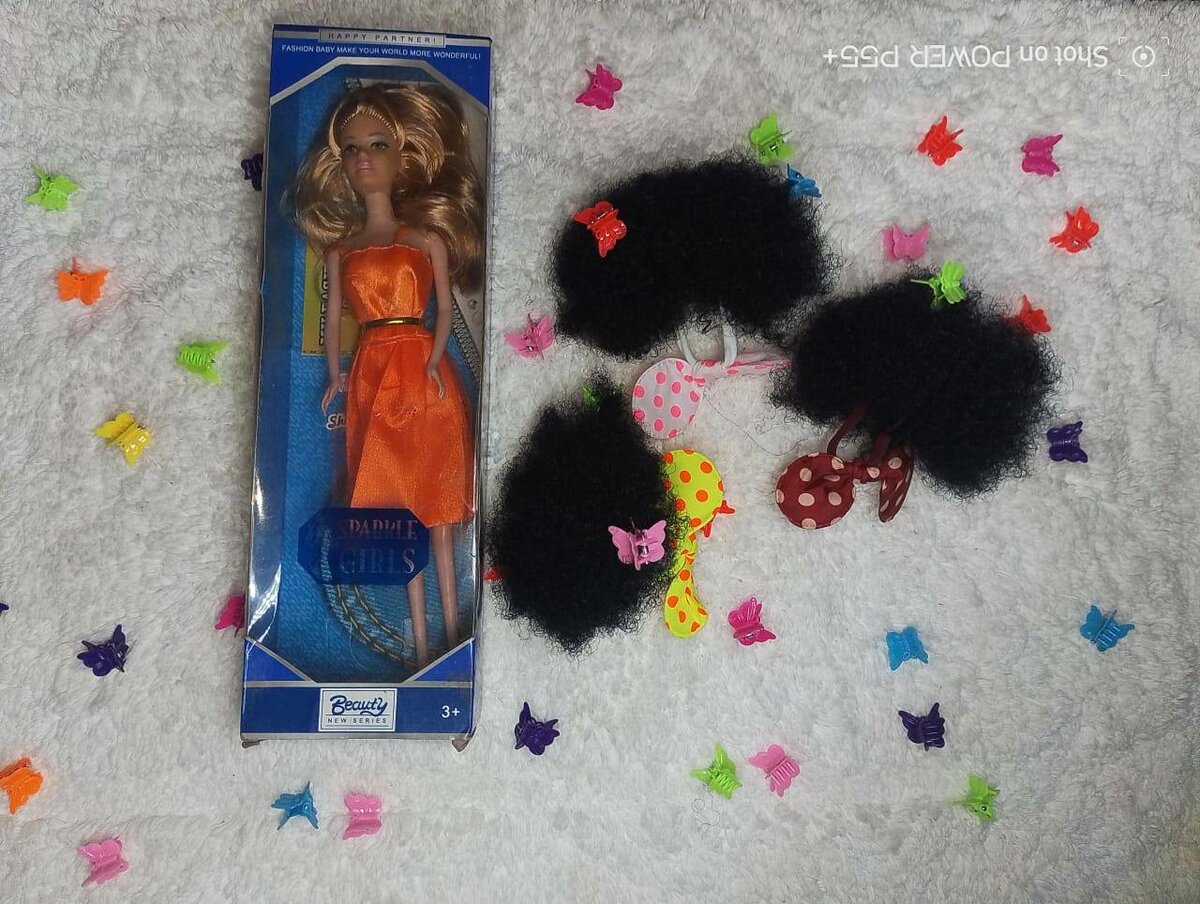 KIT NOEL ( POUPÉE+ POSTICHE)