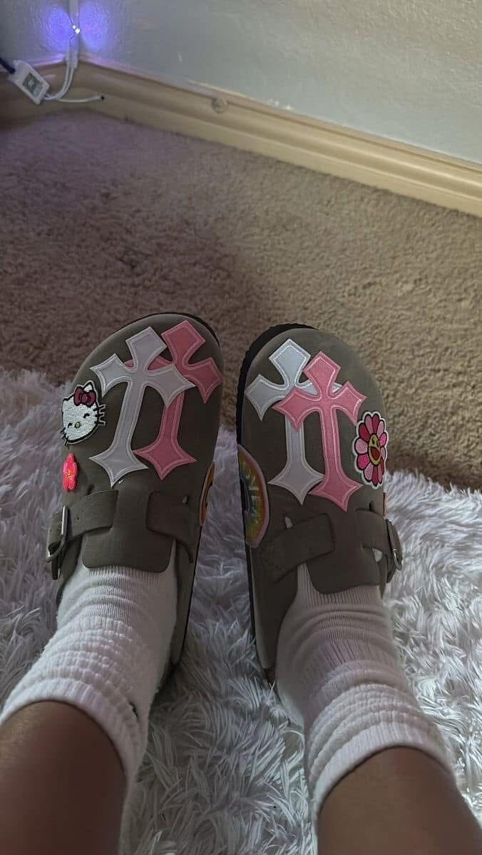 Mules en daim personnalisés