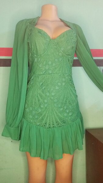 Robe élégante en dentelle