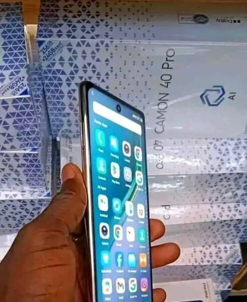 Smartphone TECNO Camon 40 Pro