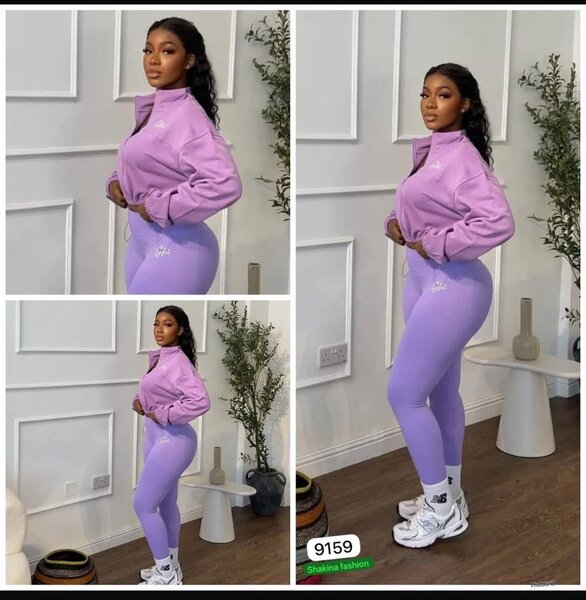 Combinaison de sport violette