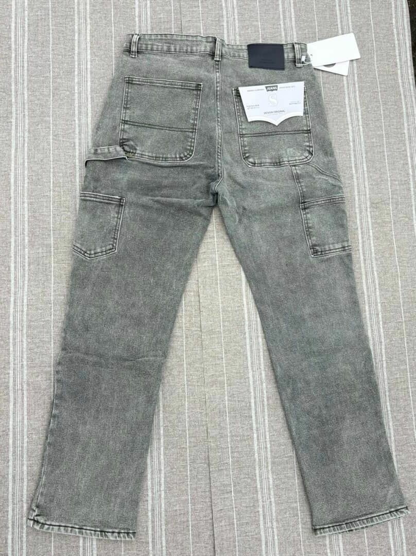 Jean droit gris avec poches