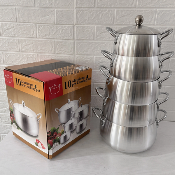 Ensemble de casseroles en aluminium