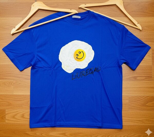 T-shirt bleu œuf sourire
