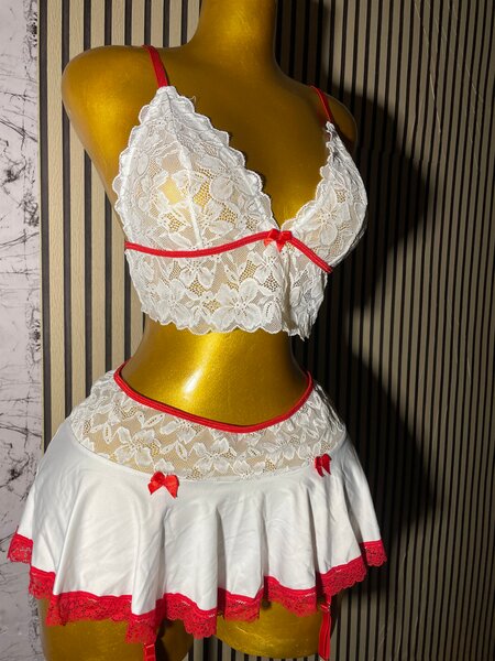 Ensemble lingerie sexy dentelle