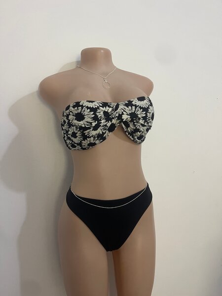 Floral Strapless Bikini Set