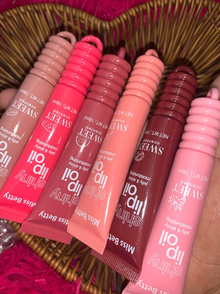 Miss Betty Huile à Lèvres Brillante