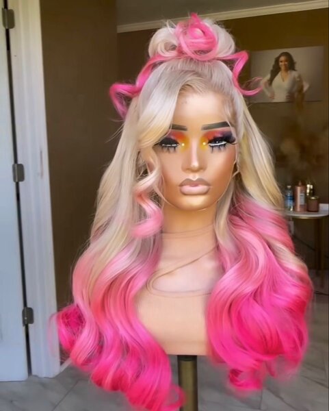 Perruque en dentelle bicolore