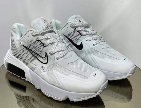 Baskets Nike Air Max blanches