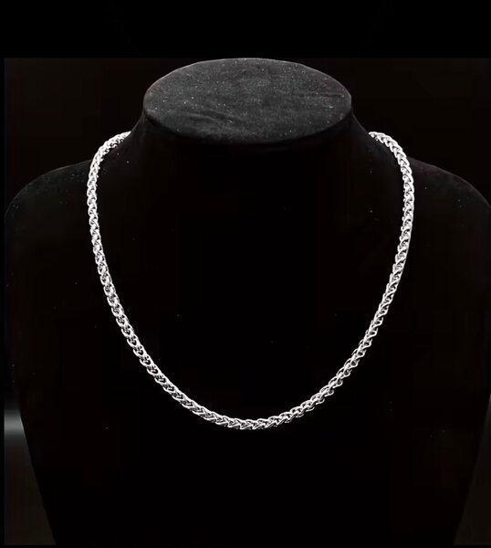 Chaîne en argent élégante