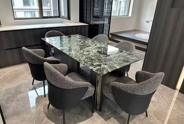 Table salle à manger marbre noir
